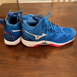 mizuno volleyball shoes